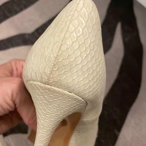 Shoe Republic LA Python print heels - Picture 11 of 15